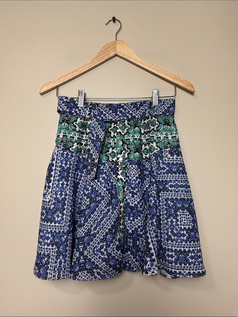 Lovers + friends  Patterned A-Line Skirt size S